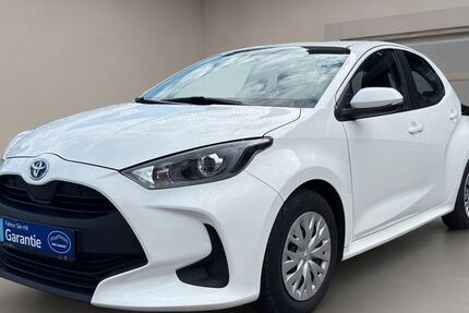 Toyota Yaris 104.987 km 14.990 &euro; Düsseldorf 40235