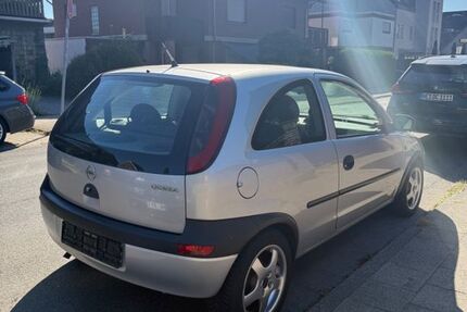 Opel Corsa 173.000 km 999 &euro; Korschenbroich 41352