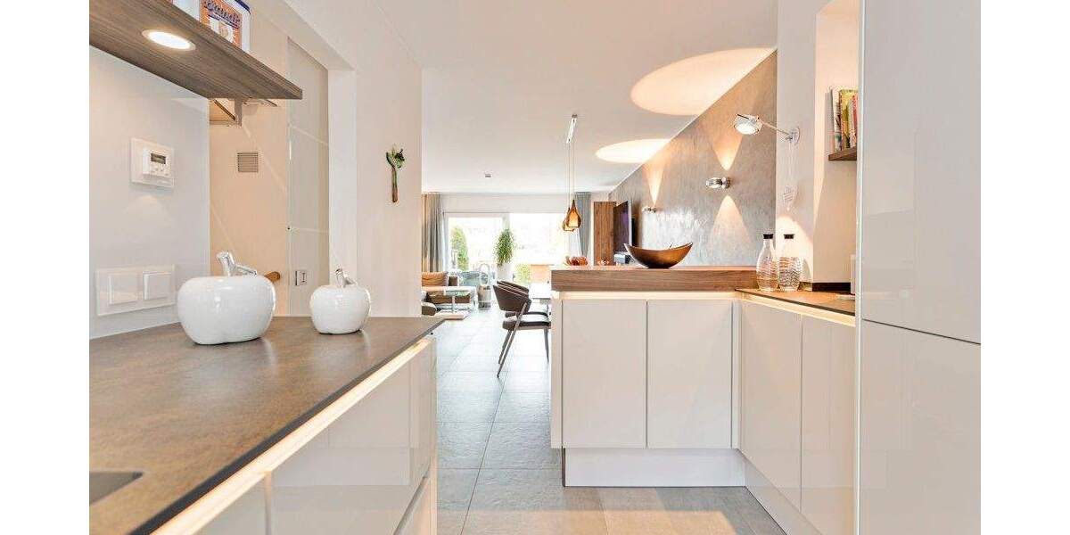 Reihenmittelhaus Düsseldorf Wittlaer - 4 Zimmer, 125 m&sup2;, 2.500&euro; | Angebot:25687751