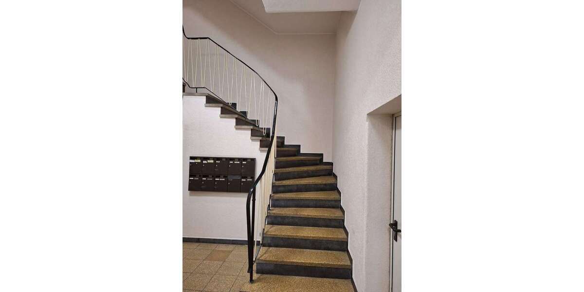 Etagenwohnung Düsseldorf Stadtbezirk 2 - 2 Zimmer, 53 m&sup2;, 588&euro; | Angebot:26043302