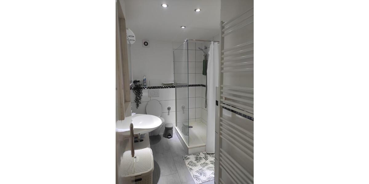 Etagenwohnung Mettmann - 2 Zimmer, 55 m&sup2;, 1.000&euro; | Angebot:25857288