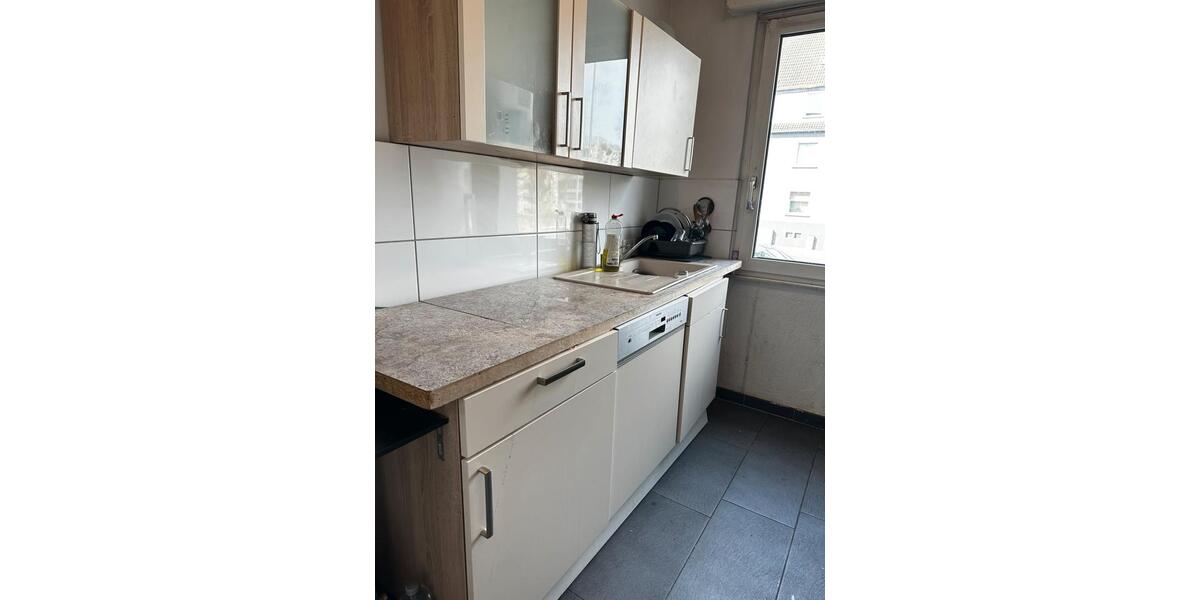 Etagenwohnung Essen Stadtbezirk IX - 4 Zimmer, 100 m&sup2;, 1.100&euro; | Angebot:25824134