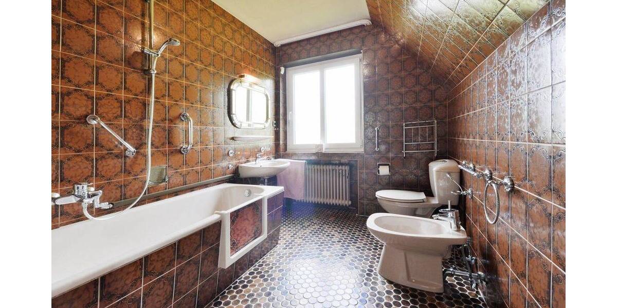 Einfamilienhaus Moers Hülsdonk - 5 Zimmer, 185 m&sup2;, 695.000&euro; | Angebot:26415383