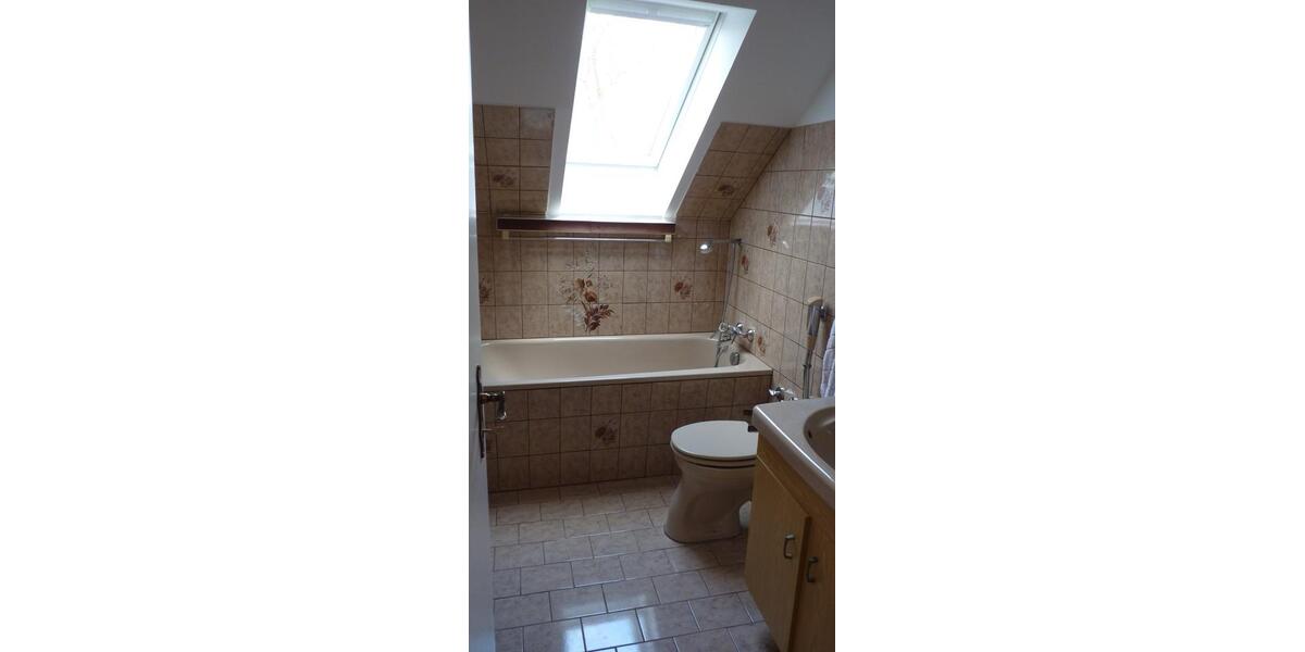 Dachgeschoßwohnung Mülheim an der Ruhr Dümpten - 2 Zimmer, 51 m&sup2;, 85.000&euro; | Angebot:27534619