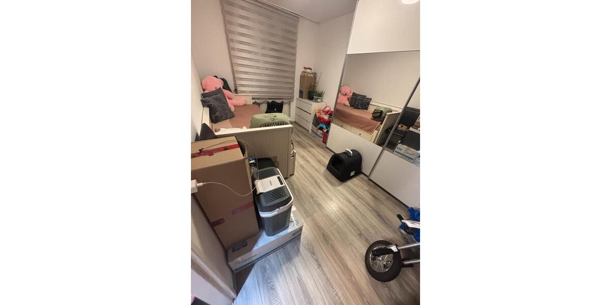 Etagenwohnung Neuss Erfttal - 4 Zimmer, 78 m&sup2;, 230.000&euro; | Angebot:25294024