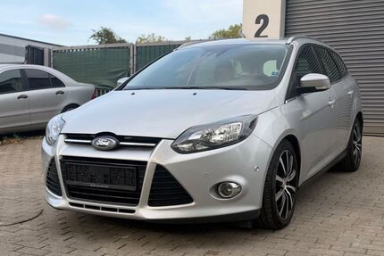 Ford Focus 182.000 km 5.400 &euro; Essen 45355