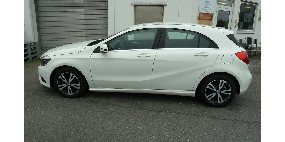 Mercedes-Benz A 180 CDI Style Sportsitze Klima Navi Alu Kamera 87.000 km 12.900 &euro; Ratingen 40885