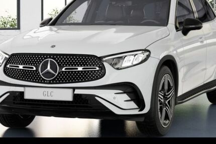 Mercedes-Benz GLC 200 9.900 km 57.990 &euro; Düsseldorf 40470