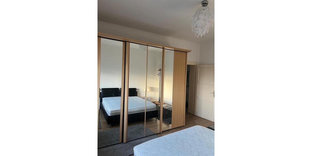 Etagenwohnung Krefeld Benrad - 2 Zimmer, 82 m&sup2;, 943&euro; | Angebot:25281768