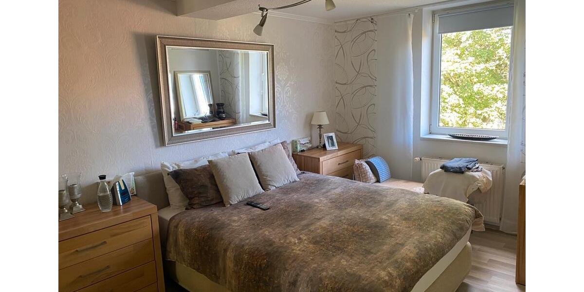 Dachgeschoßwohnung Gelsenkirchen Rotthausen - 5 Zimmer, 127 m&sup2;, 215.000&euro; | Angebot:25292808