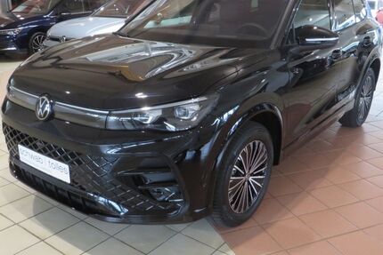 VW Tiguan 36.300 km 47.445 &euro; Neuss 41469