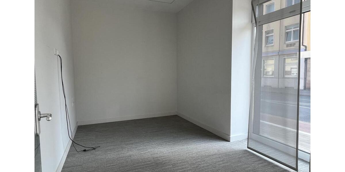 Gewerbeobjekt Moers - 4.801&euro; | Angebot:23812393