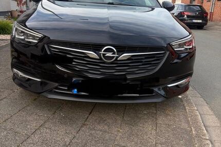 Opel Insignia 109.200 km 8.700 &euro; Duisburg 47198