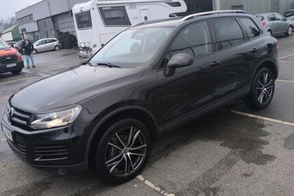 VW Touareg 190.291 km 13.750 &euro; Duisburg 47169