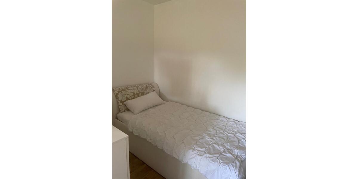 Erdgeschoßwohnung Korschenbroich - 1.5 Zimmer, 25 m&sup2;, 500&euro; | Angebot:27550558