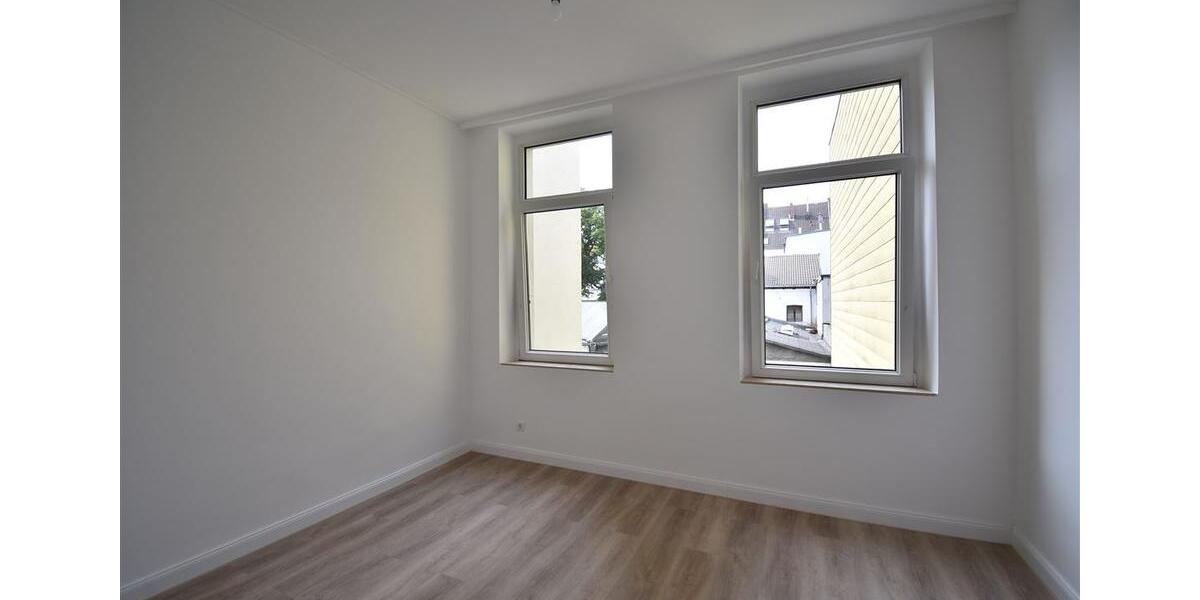 Etagenwohnung Krefeld - 2 Zimmer, 81 m&sup2;, 695&euro; | Angebot:21845411