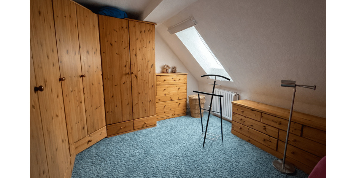 Einfamilienhaus Düsseldorf Wersten - 9 Zimmer, 340 m&sup2;, 800.000&euro; | Angebot:25686772
