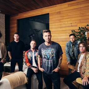 OneRepublic I Hotel + Ticket I VERFÜGBAR 18.07.2026 Travel-Packages