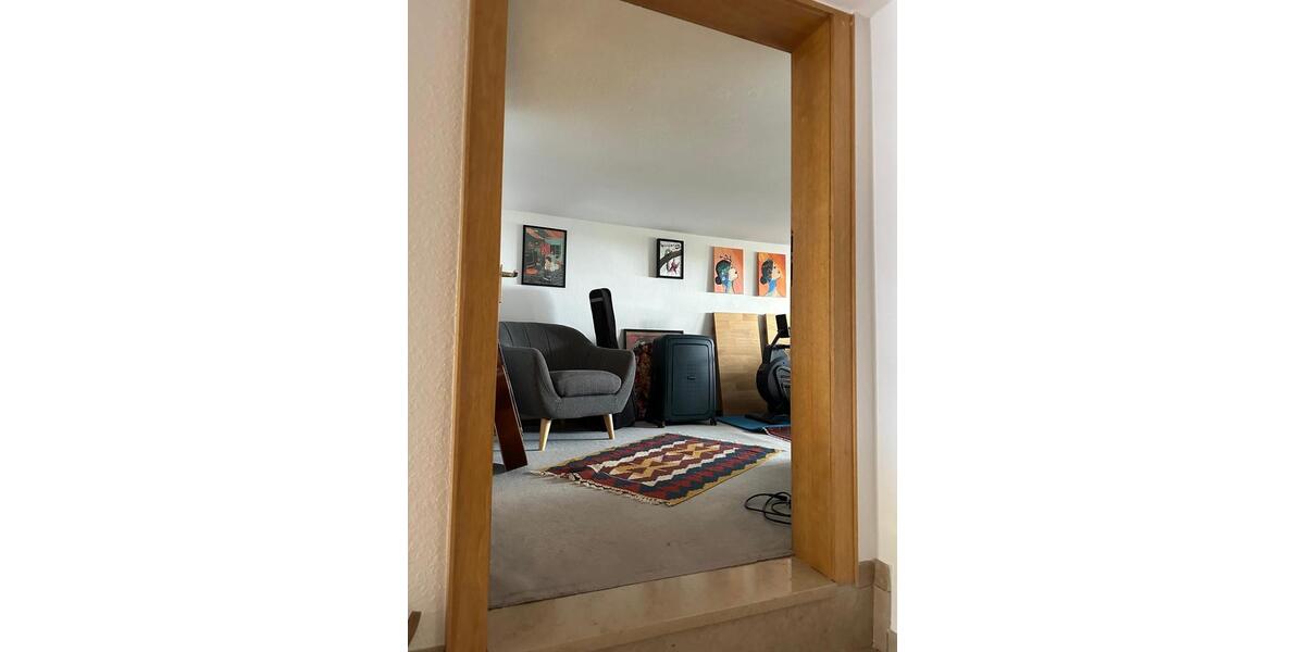 Hochparterre Essen Stadtbezirk II - 3 Zimmer, 72 m&sup2;, 630&euro; | Angebot:25853042