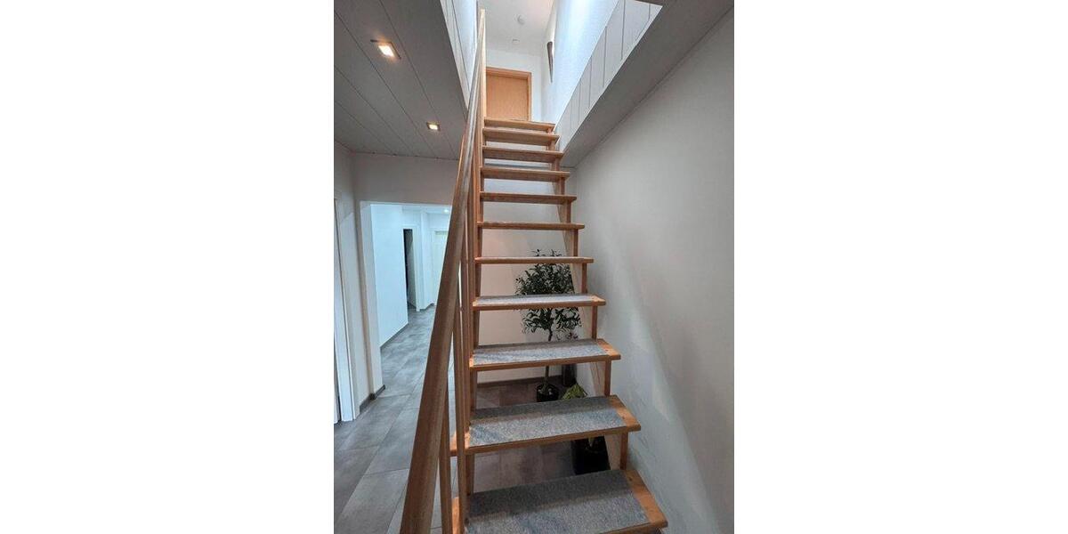 Reihenhaus Wuppertal Cronenberg - 6 Zimmer, 114 m&sup2;, 490.000&euro; | Angebot:26960405