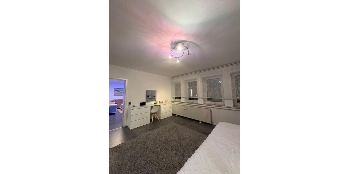Etagenwohnung Wuppertal Sedansberg - 3 Zimmer, 105 m&sup2;, 1.350&euro; | Angebot:25967644