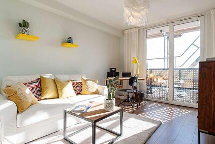 Wohnung Krefeld - 3 Zimmer, 82 m&sup2;, 902&euro; | Angebot:24703869