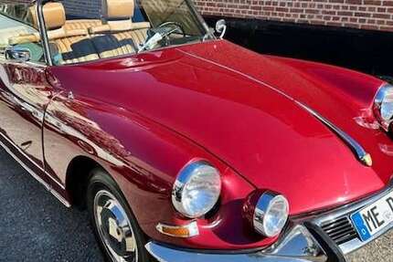 Citroen DS 12.565 km 108.000 &euro; Düsseldorf 40597