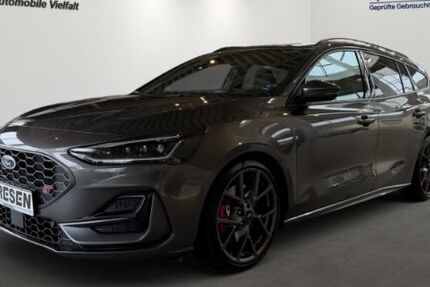 Ford Focus 15.256 km 35.990 &euro; Dormagen 41540