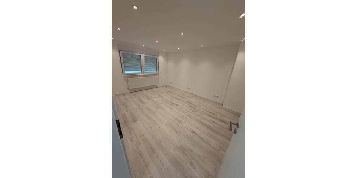 Erdgeschoßwohnung Moers Rheinkamp - 3 Zimmer, 65 m&sup2;, 185.000&euro; | Angebot:27531407