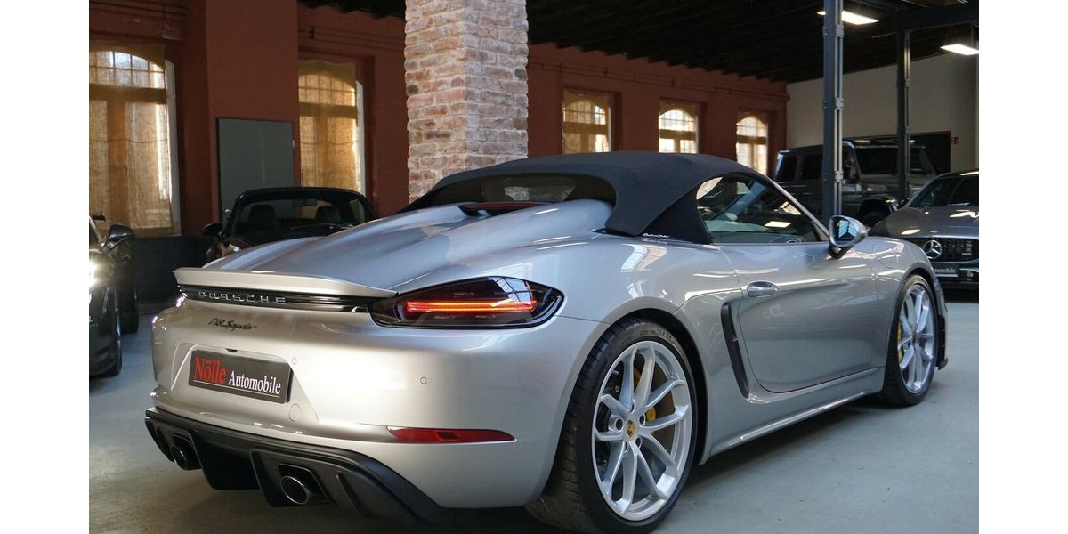 Porsche Cayman 718 Spyder PCCB 918 PDLS+ Approved 7.890 km 118.900 &euro; Wuppertal 42327