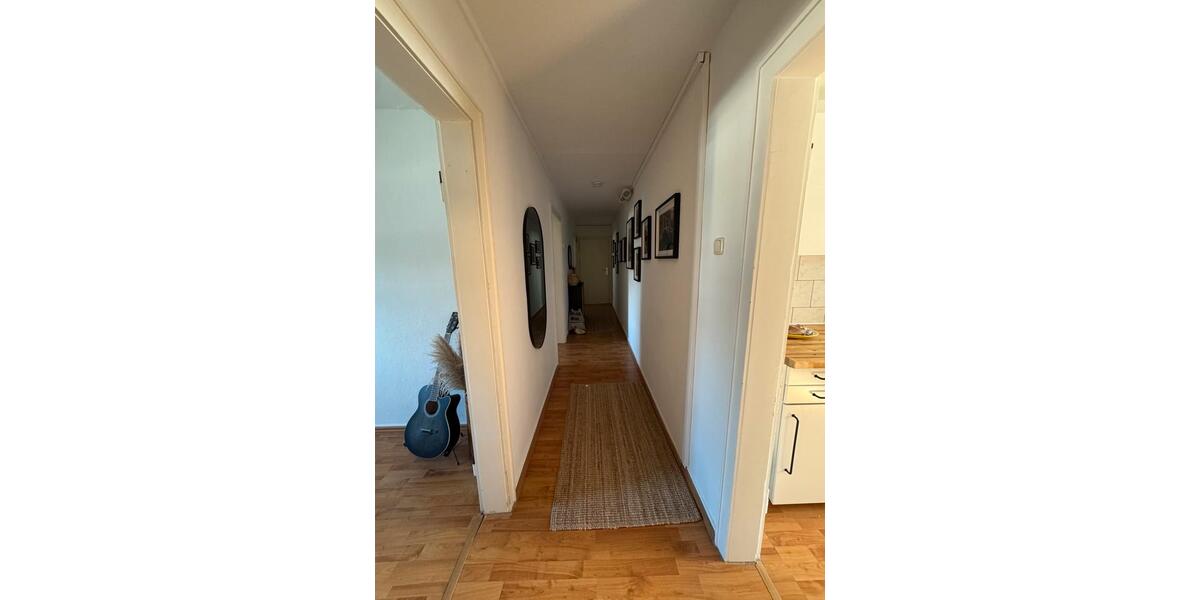 Dachgeschoßwohnung Essen Stadtbezirk III - 3 Zimmer, 60 m&sup2;, 650&euro; | Angebot:27539477
