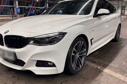 BMW 330 Gran Turismo 133.000 km 22.000 &euro; Grevenbroich 41515