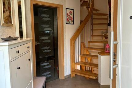 Haus Duisburg Rheinhausen - 4 Zimmer, 144 m&sup2;, 549.000&euro; | Angebot:26966743