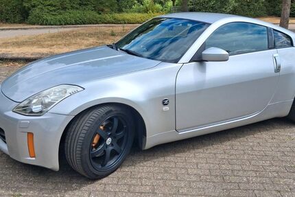 Nissan 350Z 121.000 km 22.999 &euro; Krefeld 47829