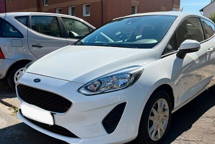 Ford Fiesta 77.000 km 5.700 &euro; Essen 45355