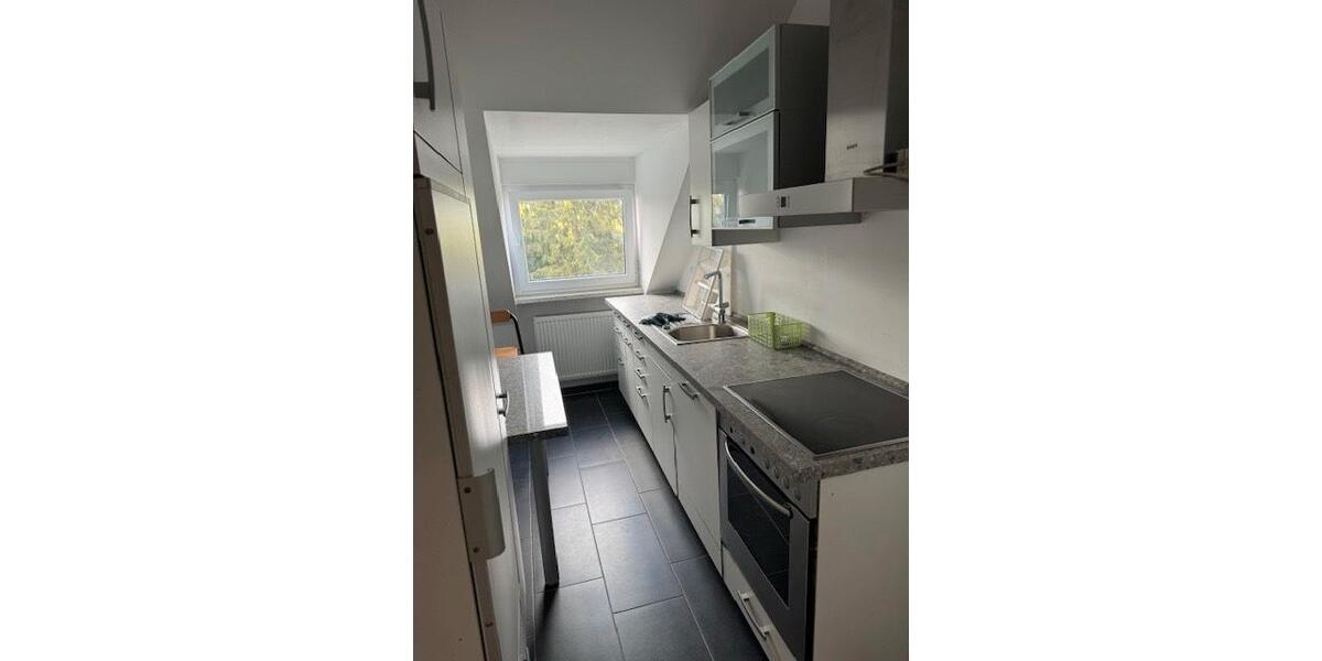 Dachgeschoßwohnung Essen Stadtbezirk IV - 2.5 Zimmer, 60 m&sup2;, 770&euro; | Angebot:25454206