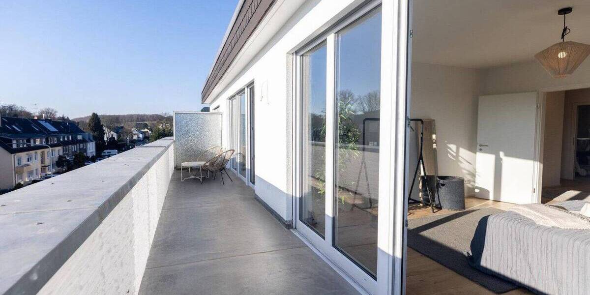 Etagenwohnung Düsseldorf Unterbach - 3 Zimmer, 91 m&sup2;, 1.495&euro; | Angebot:26470985