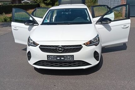 Opel Corsa 35.621 km 9.950 &euro; Düsseldorf 40215