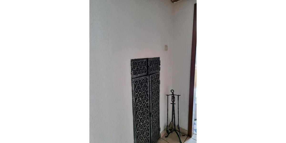 Etagenwohnung Wuppertal Gemarkung Elberfeld - 5 Zimmer, 164 m&sup2;, 1.300&euro; | Angebot:26168973