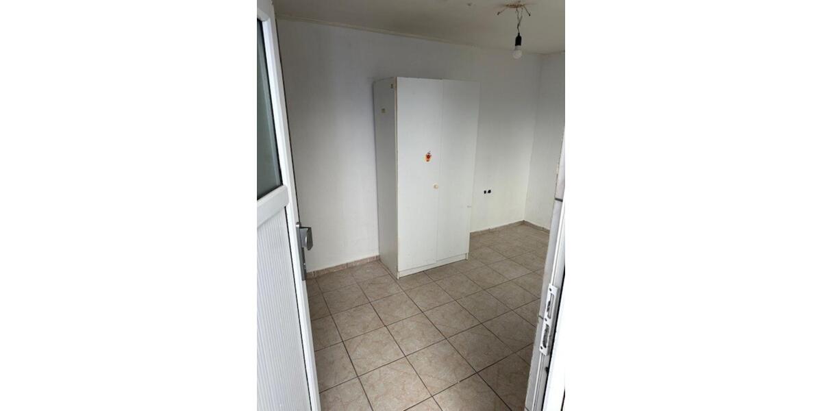 Erdgeschoßwohnung Duisburg Duisburg-Mitte - 1 Zimmer, 28 m&sup2;, 500&euro; | Angebot:25753633