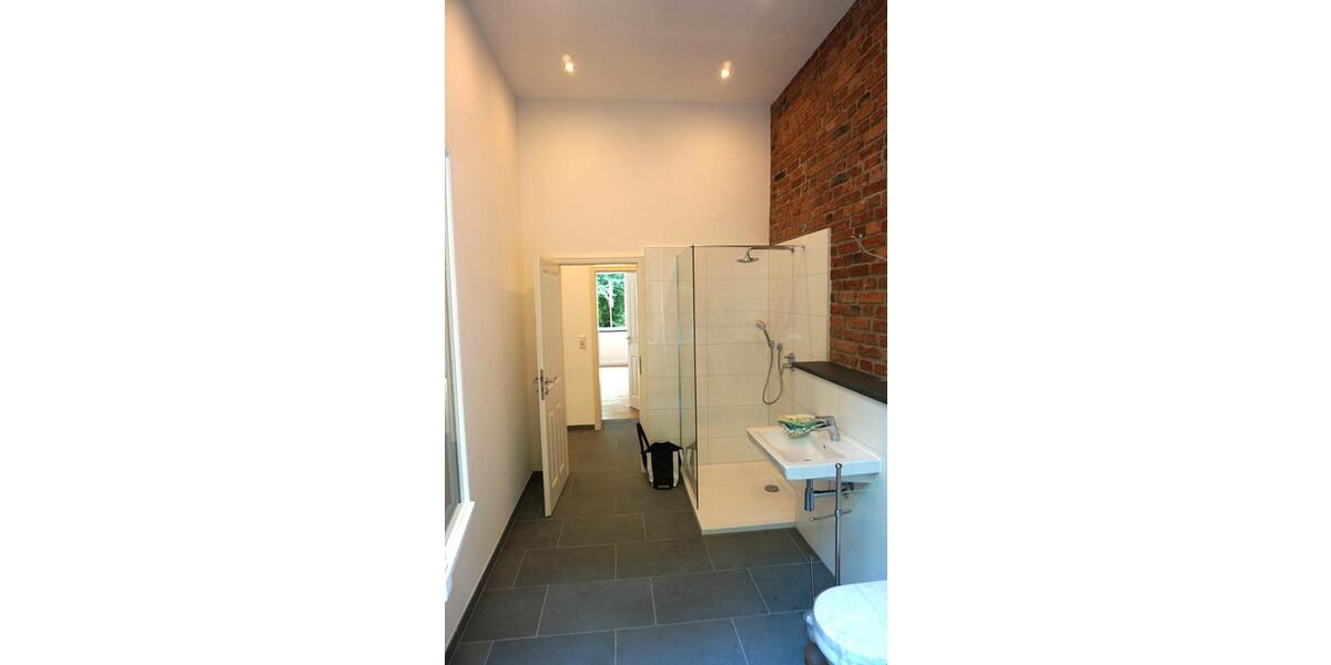 Etagenwohnung Wuppertal Unterbarmen - 4 Zimmer, 111 m&sup2;, 1.333&euro; | Angebot:25991577