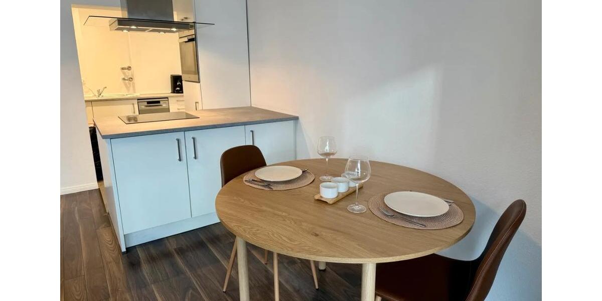 Etagenwohnung Düsseldorf Stadtbezirk 3 - 2 Zimmer, 60 m&sup2;, 1.900&euro; | Angebot:27541082