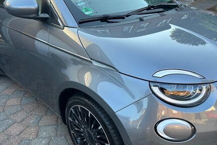 Fiat 500e 64.000 km 18.500 &euro; Oberhausen 46149