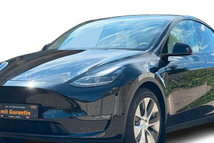 Tesla Model Y 58.250 km 32.980 &euro; Duisburg 47249