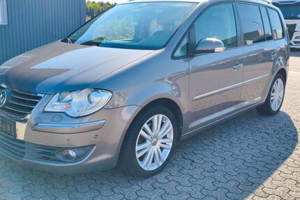 VW Touran 149.000 km 6.999 &euro; Essen 45279