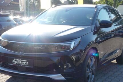 Opel Grandland (X) 35.000 km 23.980 &euro; Oberhausen 46147