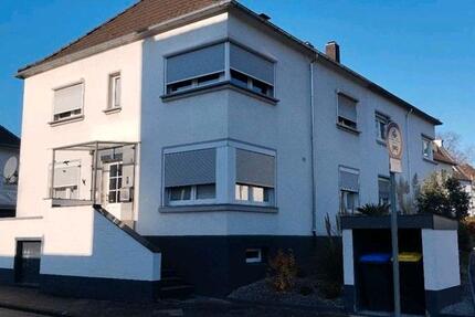 Haus Mönchengladbach Nord - 4 Zimmer, 110 m&sup2;, 195.000&euro; | Angebot:26039238