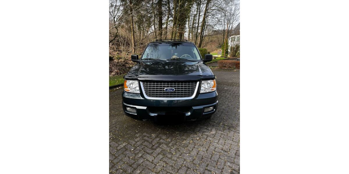Ford Expedition 239.758 km 9.000 &euro; Burscheid 51399