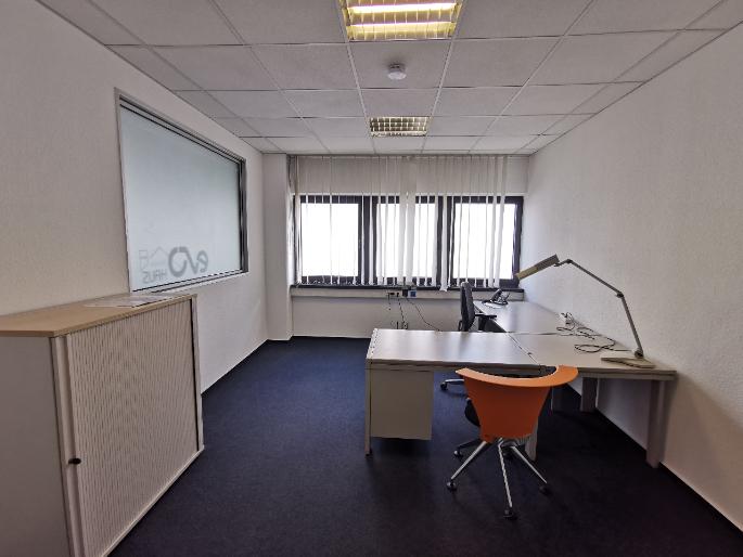 Gewerbeobjekt Langenfeld (Rheinland) - 699&euro; | Angebot:25966145