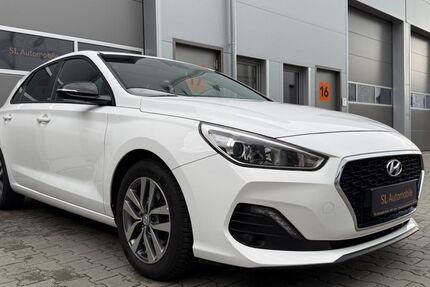 Hyundai i30 41.802 km 12.995 &euro; Willich 47877
